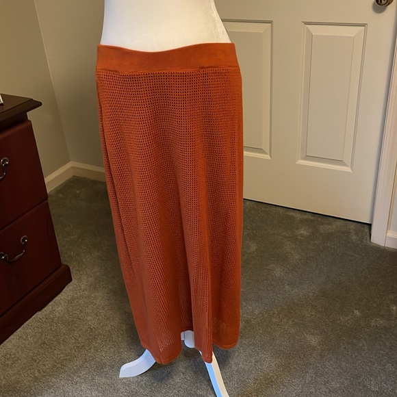 Calvin Klein, two-piece skirt and jacket - Picture 2 of 4